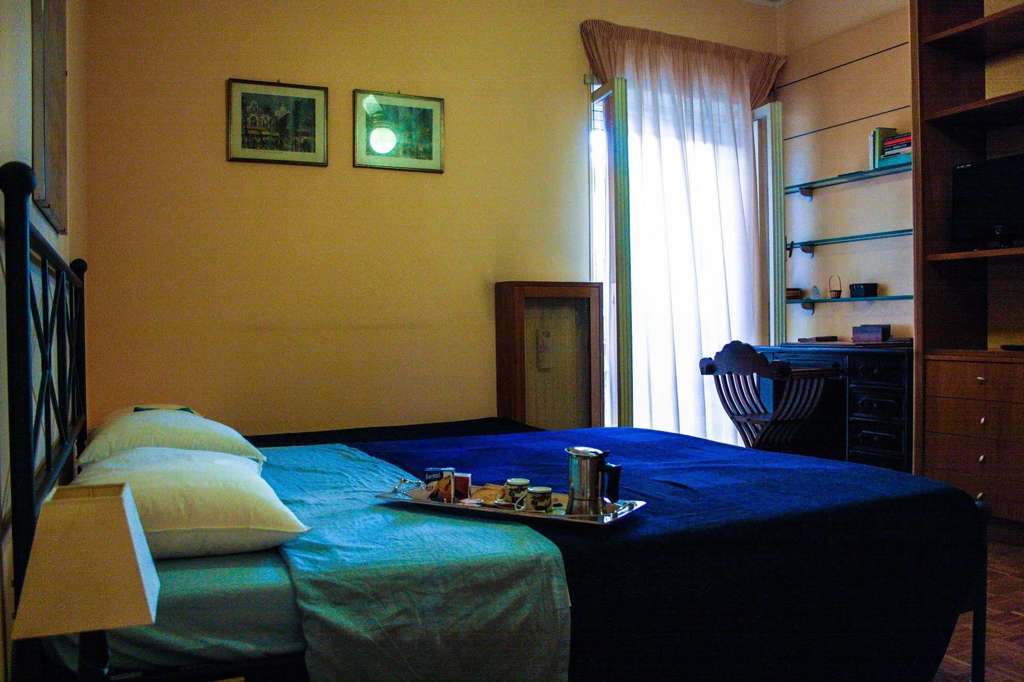 4 Season B&B Roma Buitenkant foto
